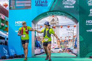 BIB: 3051, 1023
                            <button type="button" onclick="openModal(21776417)" class="btn btn-primary btn-sm float-right btn-popup" data-toggle="modal" data-target=".modal-high-quality">
                        <i class="fas fa-shopping-cart"></i> Add to Cart
                    </button>
                                            <button type="button" onclick="isThisMe(21776417, true)" class="btn btn-success btn-sm float-right btn-popup btn-isme hidden" data-toggle="tooltip" data-placement="bottom" title="นี่คือรูปของคุณใช่ไหม คลิกที่นี่เพื่อเอาเข้าอัลบั้ม">
                        <i class="fas fa-plus"></i> Add to album
                    </button>
                    <button type="button" onclick="isThisMe(21776417, false)" class="btn btn-warning btn-sm float-right btn-popup btn-isnotme hidden">
                        <i class="fas fa-ban"></i> Remove from album
                    </button>